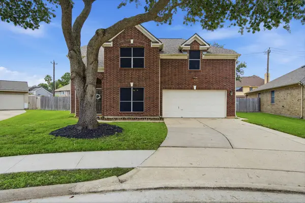 4406 Mill River Court, Pasadena, TX 77505