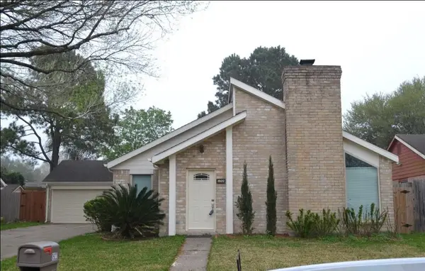 1922 Pepperwood Lane, Houston, TX 77084