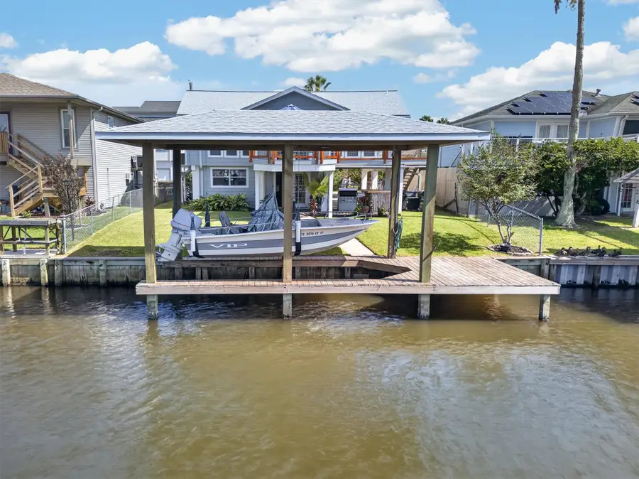 615 Warsaw Street, Bayou Vista, TX 77563 - #2