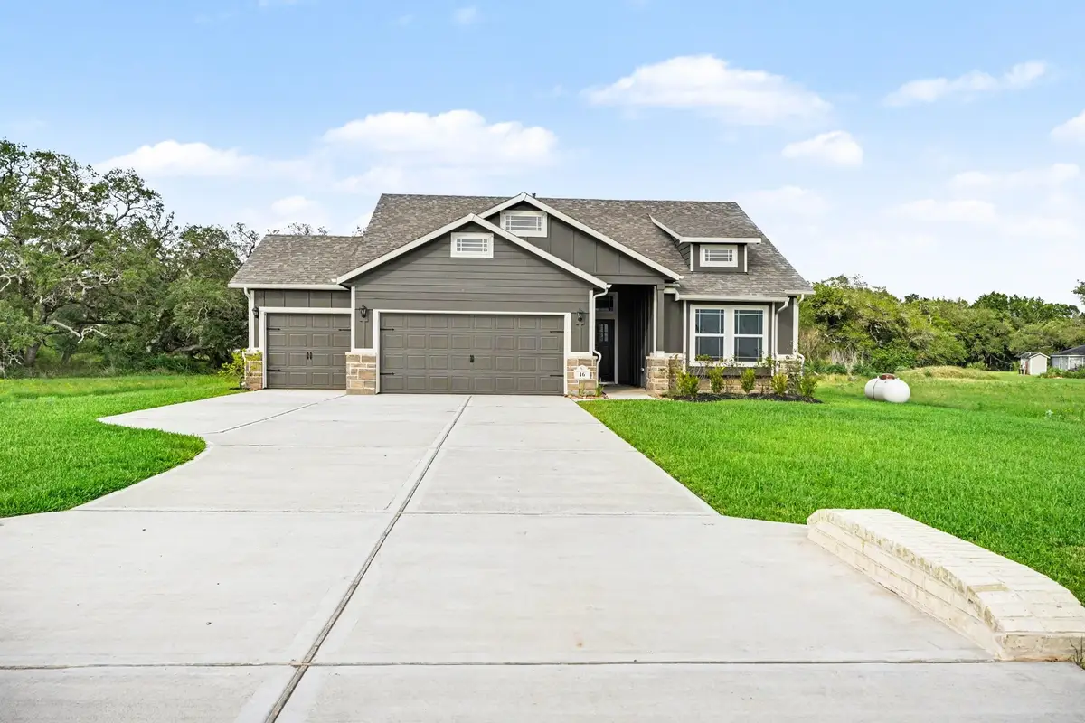 25 Red Barn Road, Bay City, TX 77414 - #1