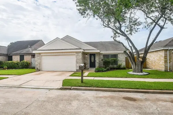 13507 Dripping Springs Drive, Houston, TX 77083