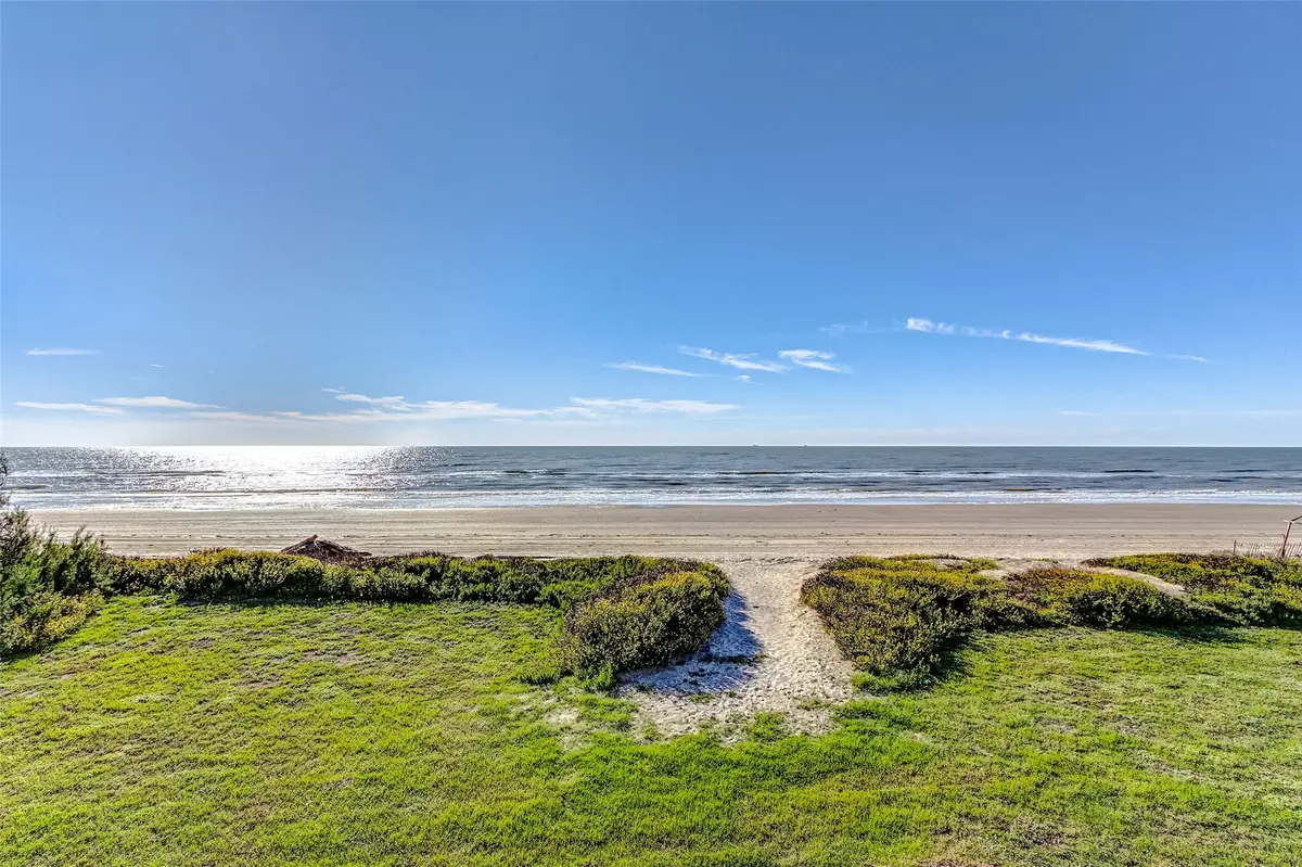 000 Hwy 87, Gilchrist, TX 77617 - #1