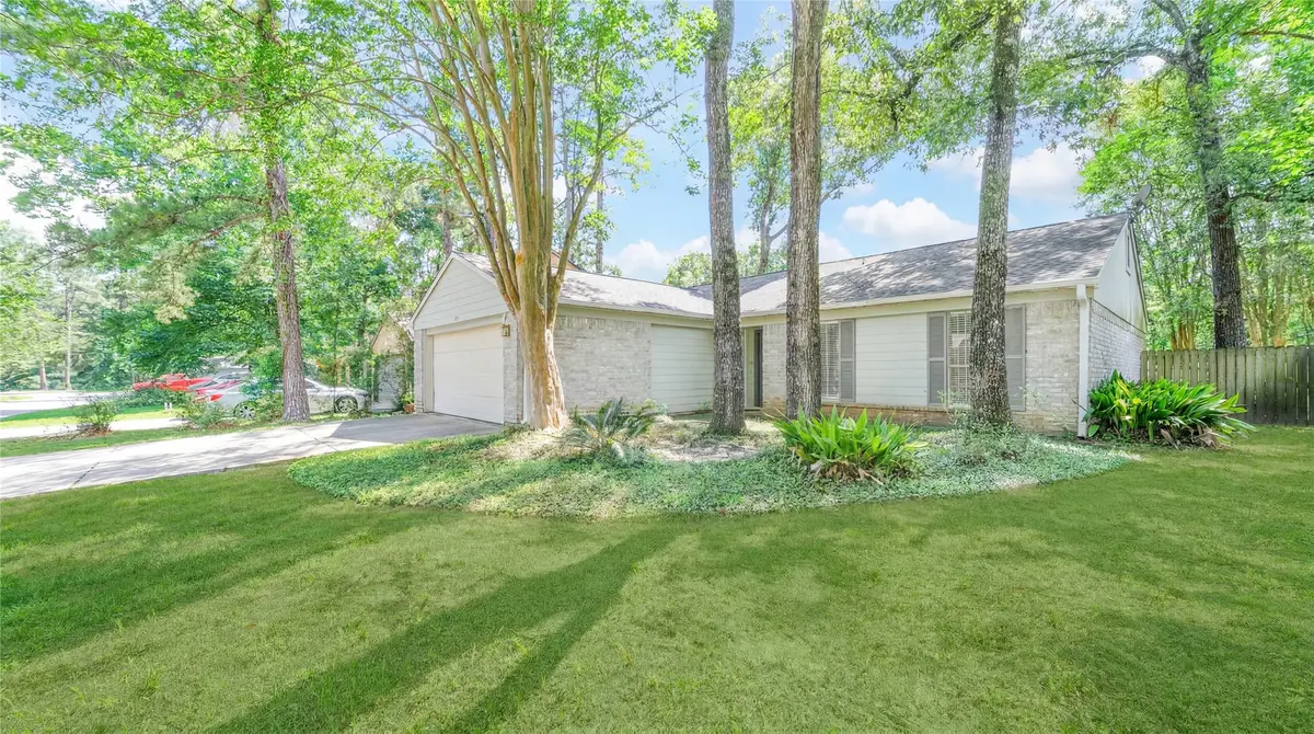 26 S White Pebble Court, The Woodlands, TX 77380 - #1