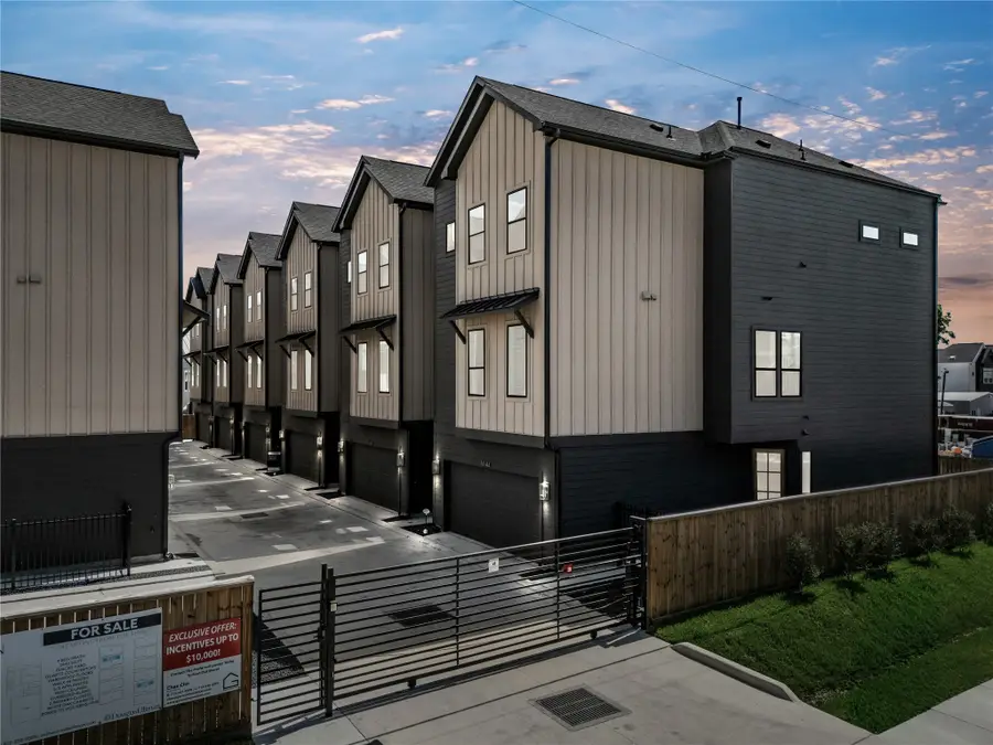 1614 Ojeman Road #E, Houston, TX 77055 - Image #2