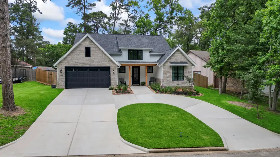 1840 E Lake Drive, Huntsville, TX 77340 - #2