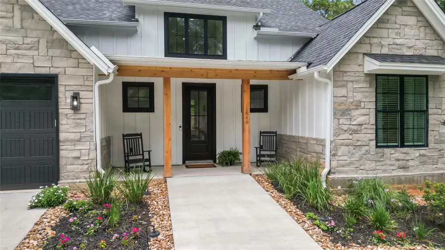 1840 E Lake Drive, Huntsville, TX 77340 - #3