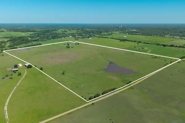 1571 Schulze Road, Schulenburg, TX 78956