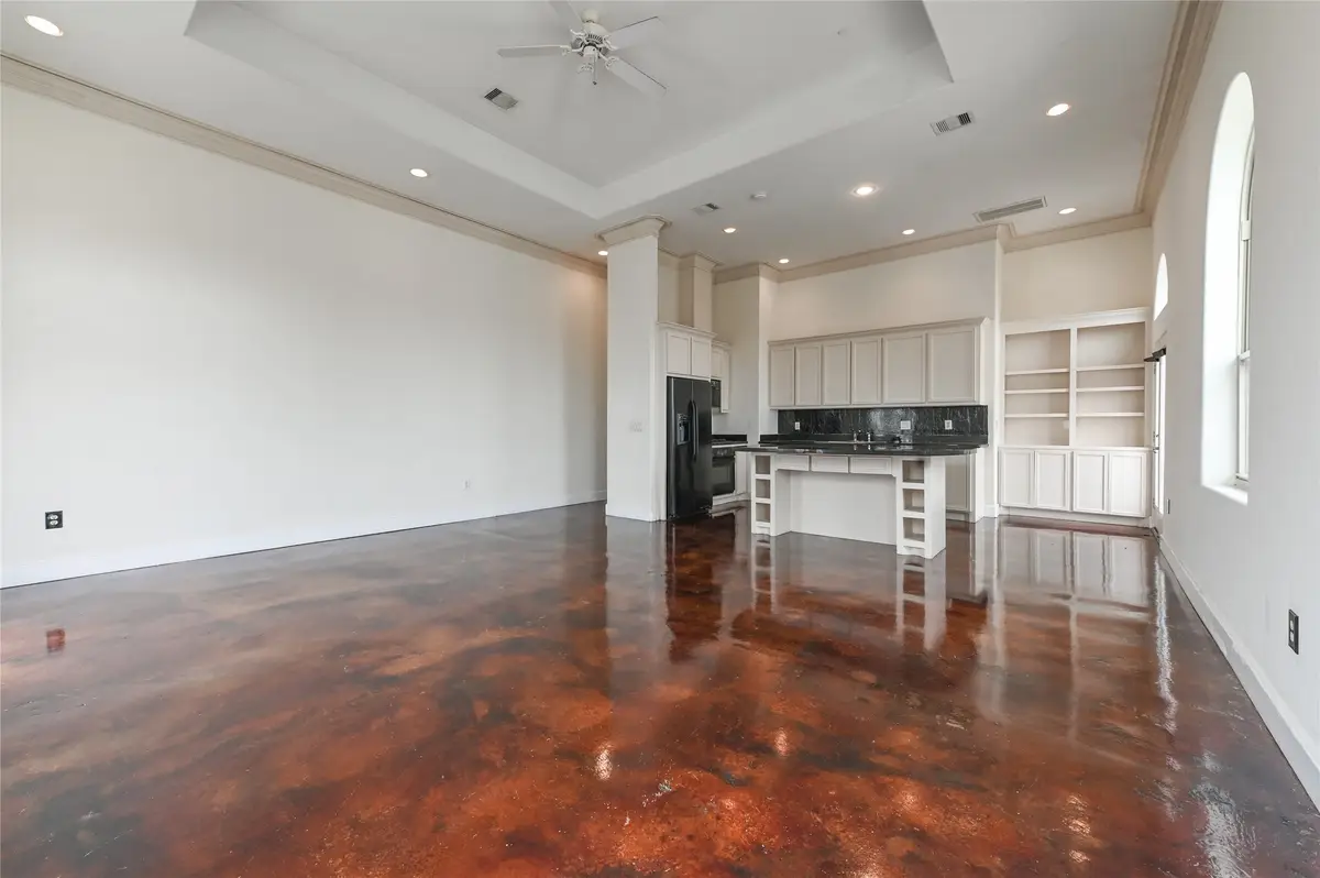 5801 Winsome Lane #301, Houston, TX 77057 - Image #1