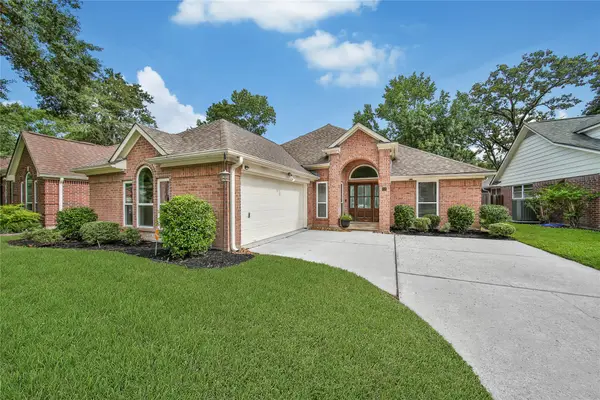34 Dover Drive, Conroe, TX 77304