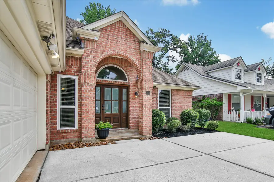34 Dover Drive, Conroe, TX 77304 - #2