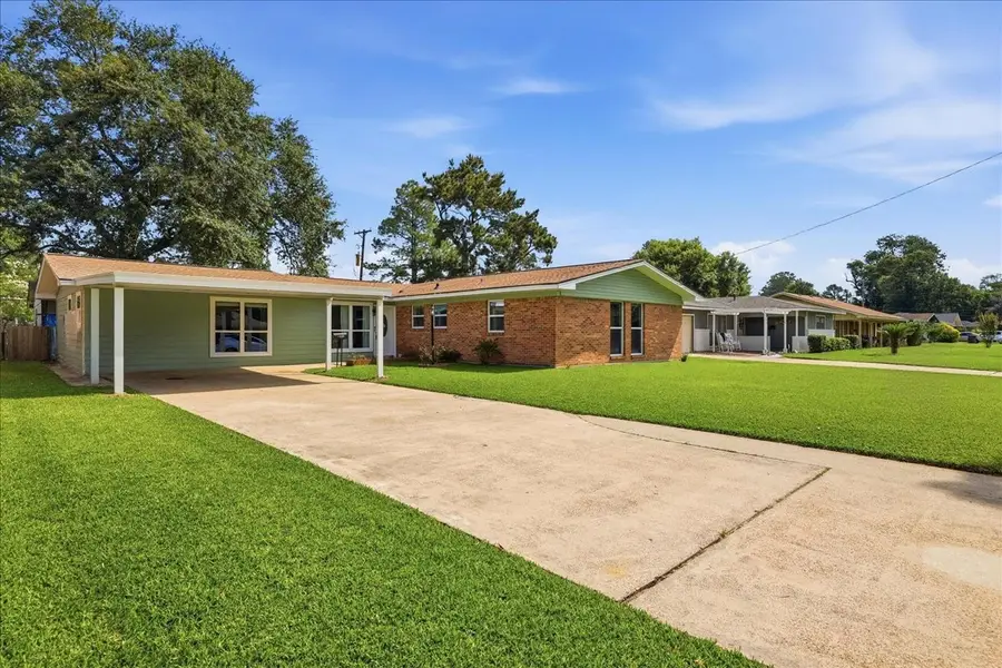 5280 Swallow Drive, Beaumont, TX 77707 - #2