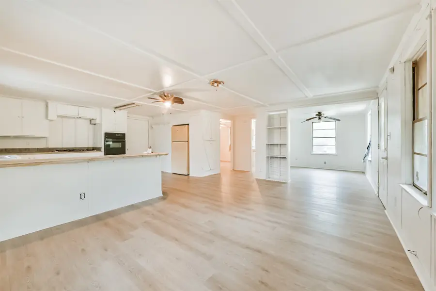 107 Donna Lane, Bacliff, TX 77518 - #3