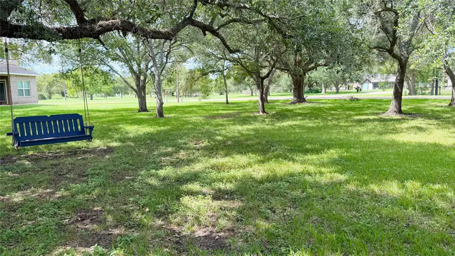 6114 Lazy Lane, Brazoria, TX 77422 - #3