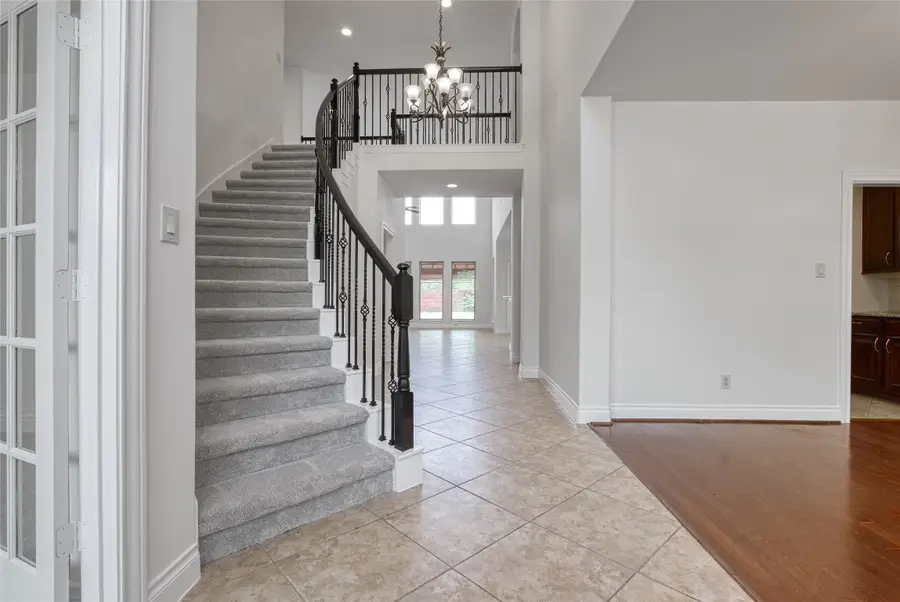 5914 Ravens Mill Court, Sugar Land, TX 77479 - #2