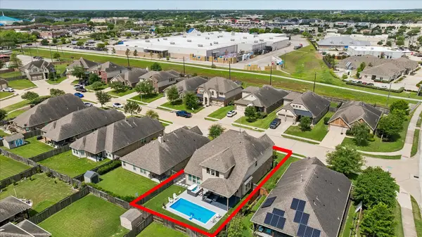 2705 Park Crossing, Pearland, TX 77581