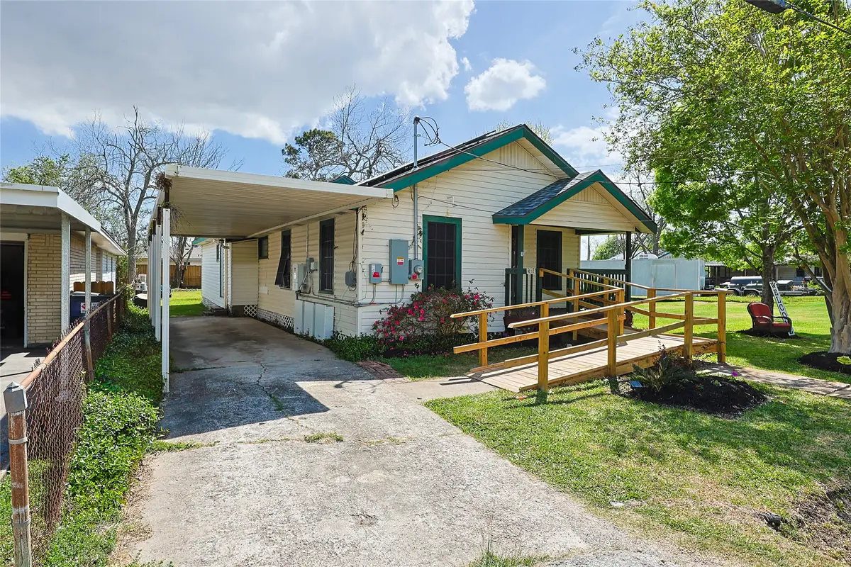 2410 Harris, Baytown, TX 77521 - #1