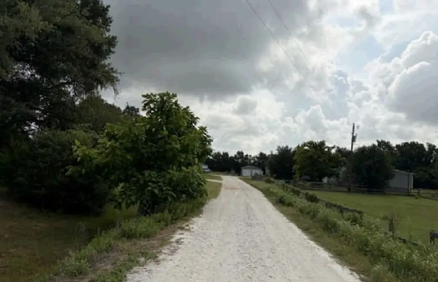 384 Red Fox Road, Franklin, TX 77856 - #2