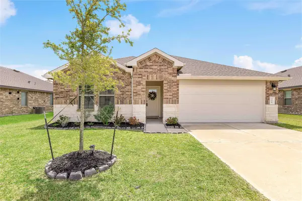 221 Big Springs, Anahuac, TX 77514