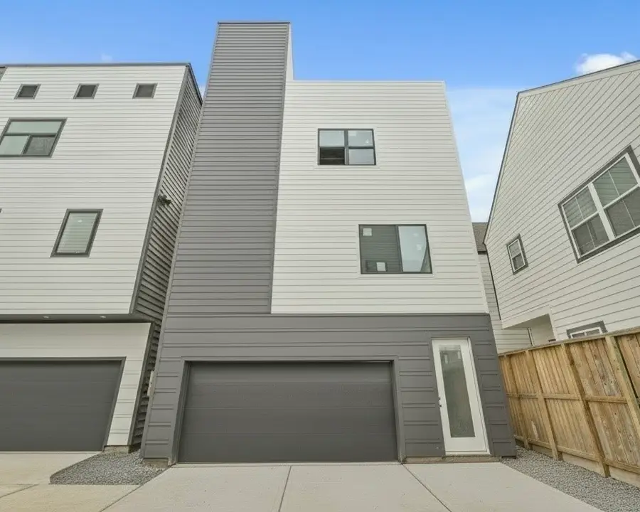 321 N Nagle Street, Houston, TX 77003 - #2