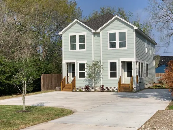 2509 S Grand Boulevard, Pearland, TX 77581