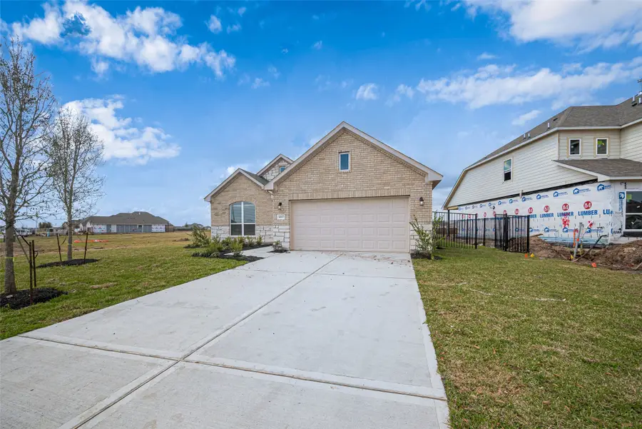 3007 Golden Isle Drive, Texas City, TX 77568 - #3