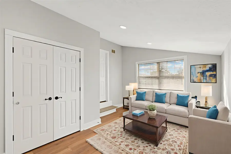 915 Avenue E, Rosenberg, TX 77471 - Image #2