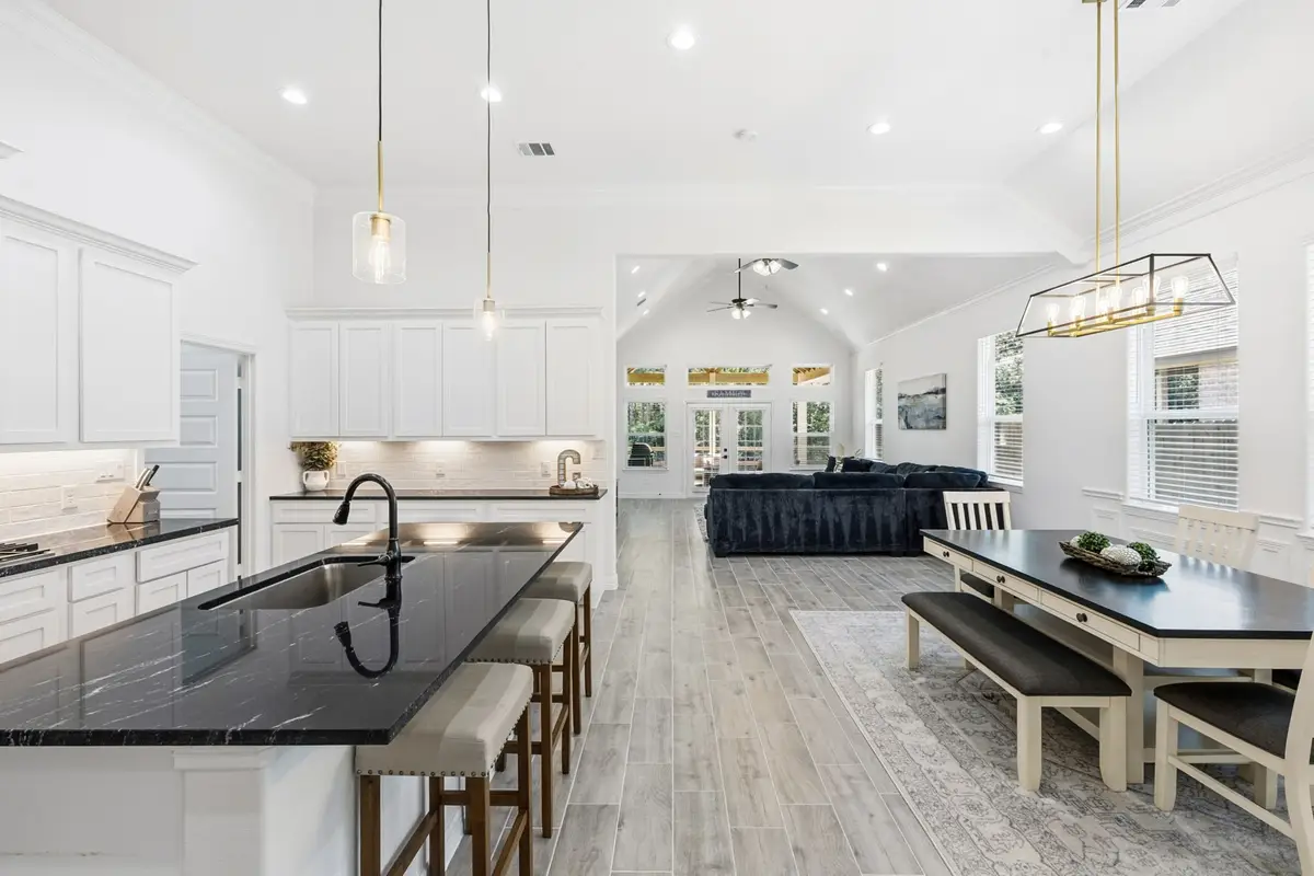 513 Little Spring Court, Anahuac, TX 77514 - #1