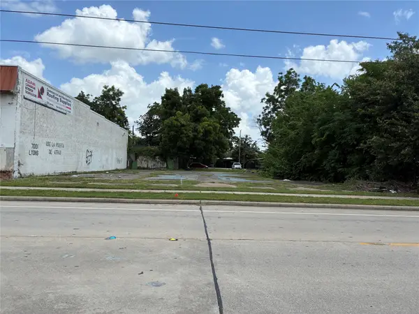 7003 Lyons Avenue, Houston, TX 77020