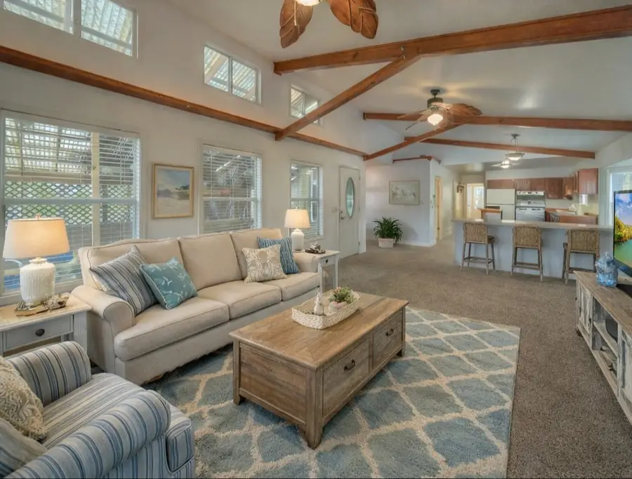 96 N Lakeside Drive, Huntsville, TX 77320 - #2