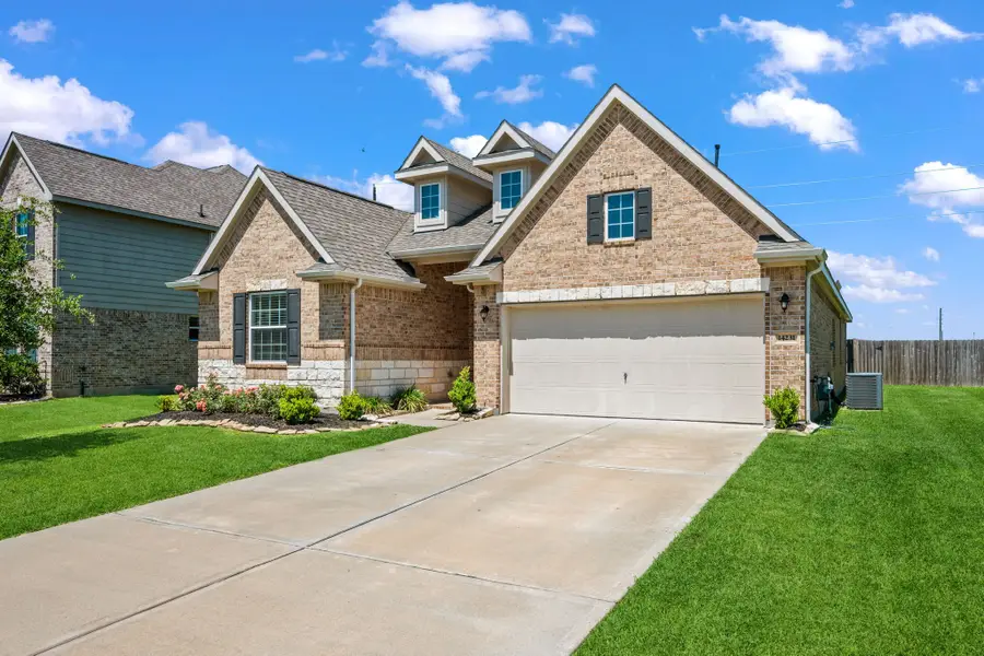 14231 Medina Drive, Baytown, TX 77523 - #2