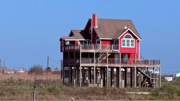 2238 & 2235 Hwy 87, Gilchrist, TX 77617