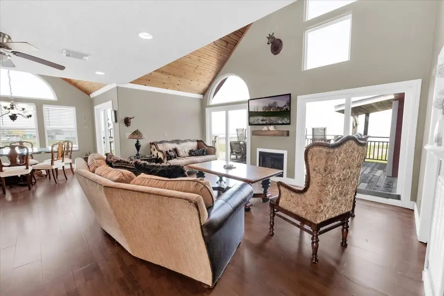 2238 & 2235 Hwy 87, Gilchrist, TX 77617 - #3