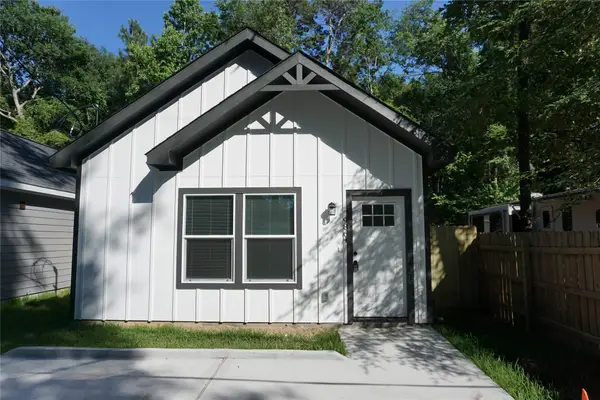 9976 Elder, Willis, TX 77318