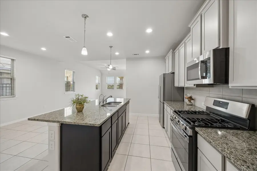 756 Lake Lacosta Dr, Katy, TX 77493 - #3