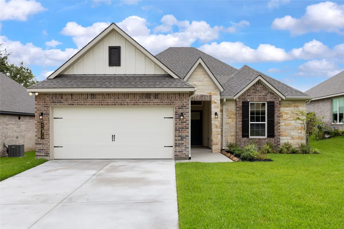 2033 Winepress Road, Brenham, TX 77833 - #1