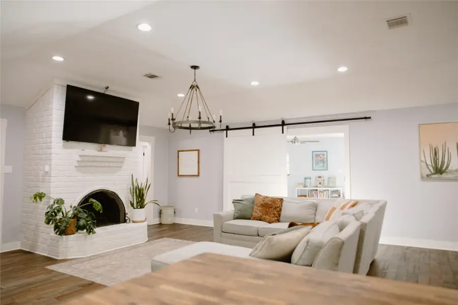 3010 Broadmoor Drive, Sugar Land, TX 77478 - Image #2