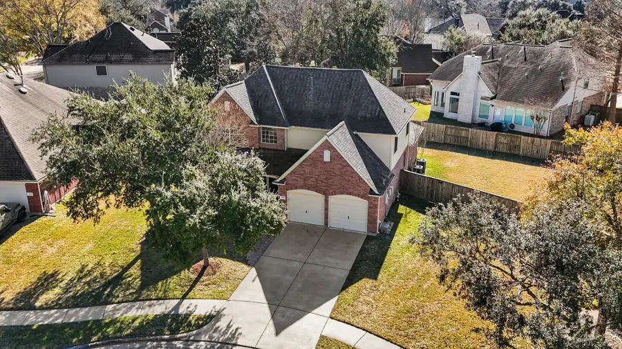 8110 High Terrace Drive, Sugar Land, TX 77479 - Image #2