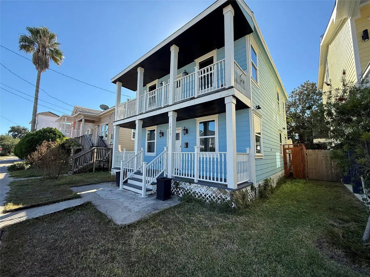1213 32nd Street, Galveston, TX 77550 - #1