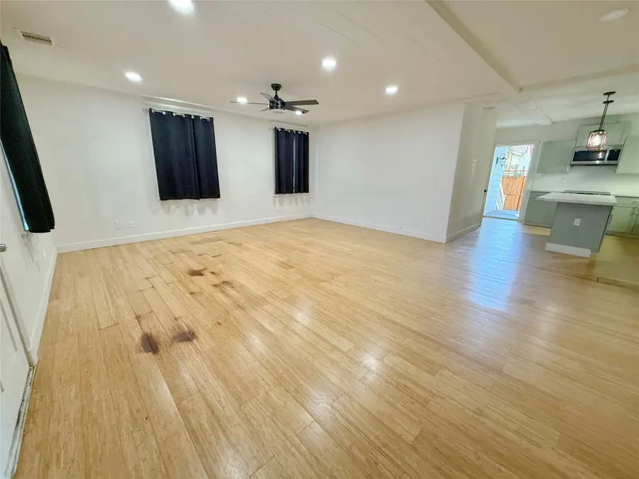 1213 32nd Street, Galveston, TX 77550 - #3
