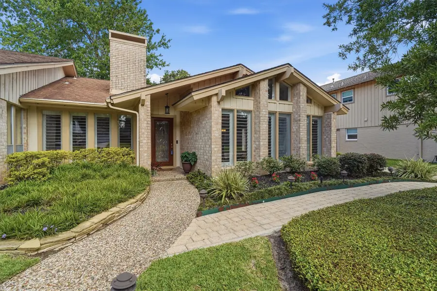 611 Forest Lake Drive, Seabrook, TX 77586 - #3
