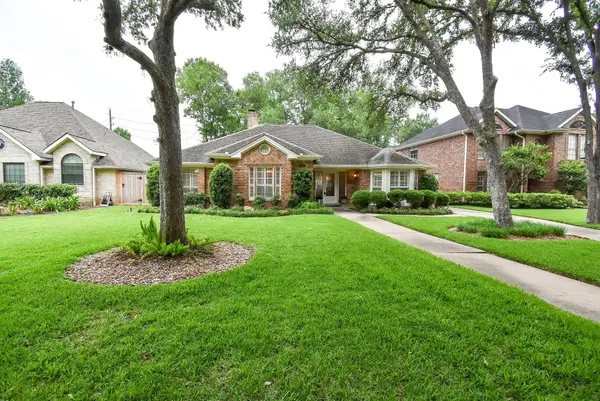 3542 Mesquite Drive, Sugar Land, TX 77479