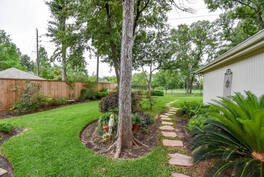 3542 Mesquite Drive, Sugar Land, TX 77479 - #3