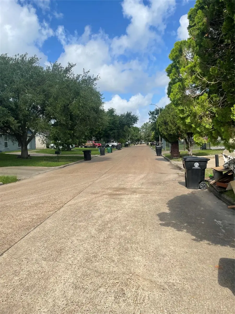 3018 Brookston Street, Houston, TX 77045 - #2