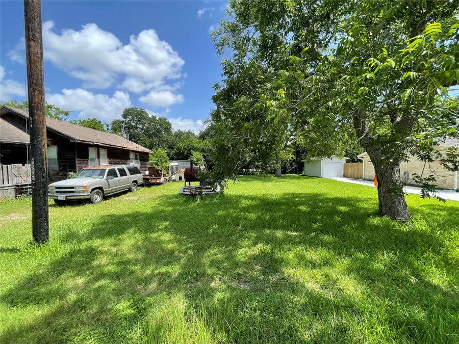 408 Bay Oaks Drive, La Porte, TX 77571 - #3