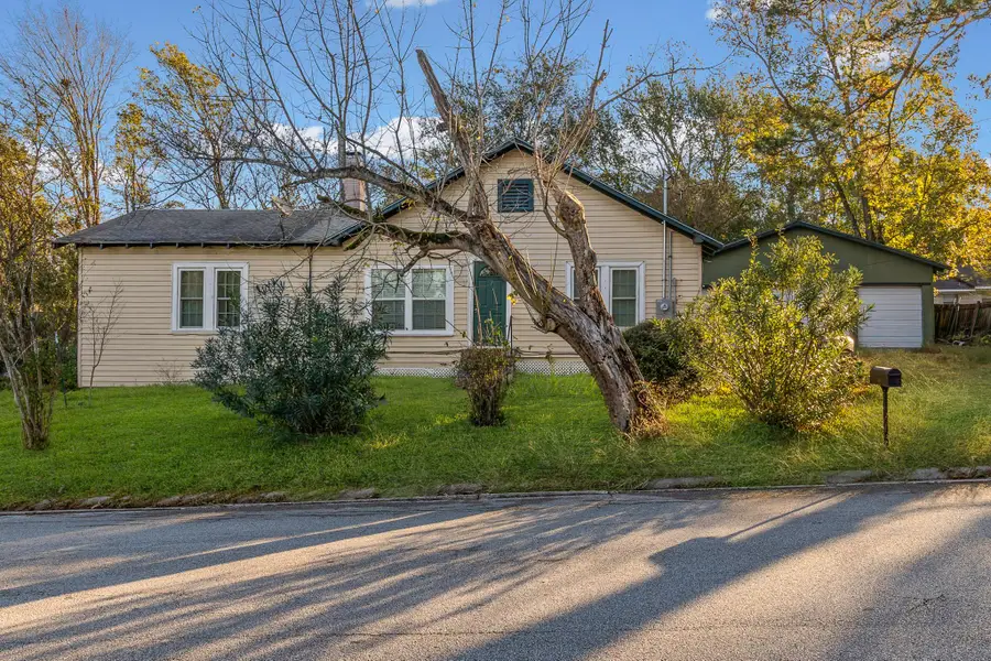 712 N Pine Avenue, Livingston, TX 77351 - Image #2