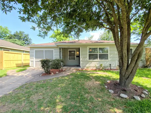 1223 Shawnee Street, Houston, TX 77034