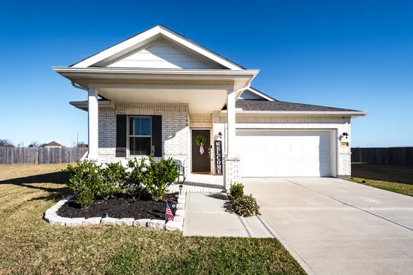 403 Hidden Brook Drive, Baytown, TX 77523