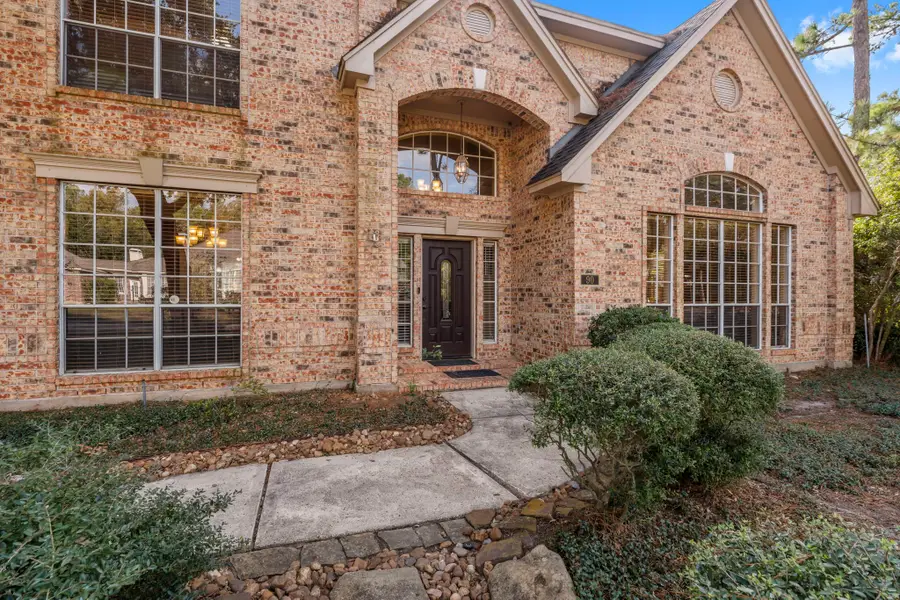 90 Quiet Oak Circle, The Woodlands, TX 77381 - Image #3
