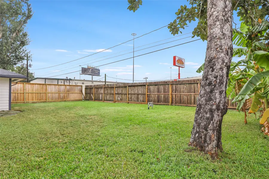 1623 Fawnhope Drive, Houston, TX 77008 - Image #3