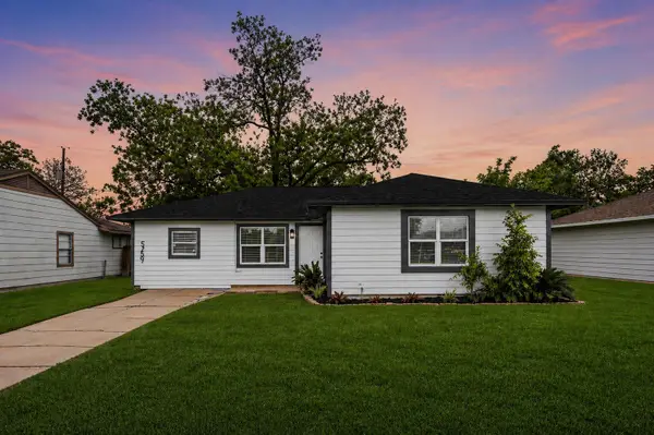 5759 Belneath Street, Houston, TX 77033